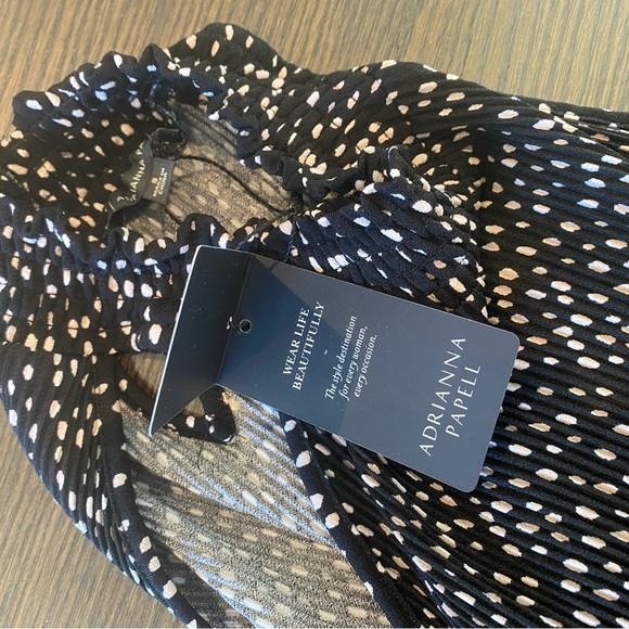 Adrianna Papell Black and White Halter Top - Picture 12 of 13